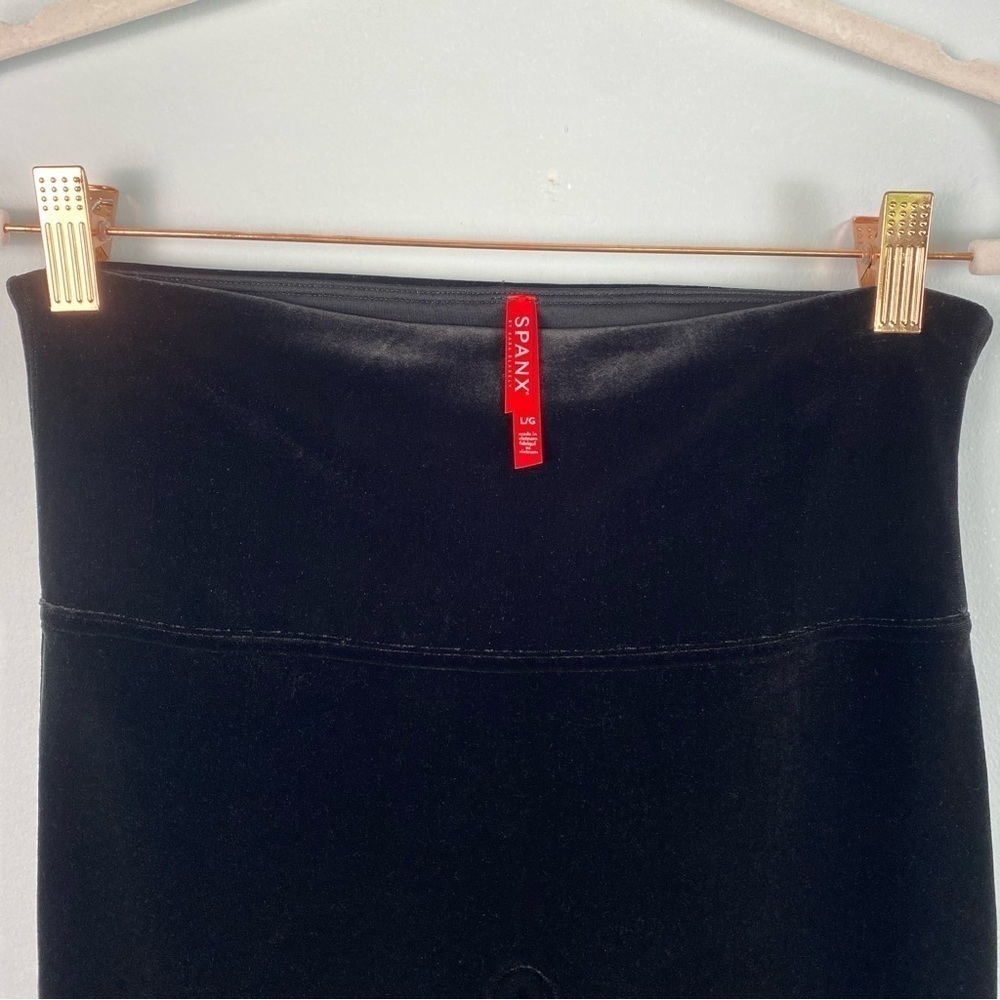 Spanx Velvet Leggings in Black Size Large - Picture 6 of 7